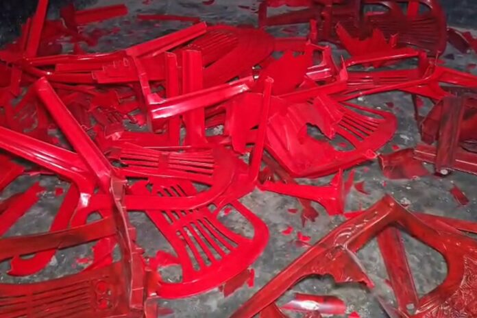 শরীয়তপুরে এনসিপির কার্যালয় ভাঙচুর