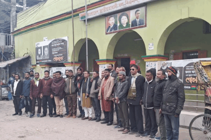 1766582176-5c27e9a741aef9af7fc4a51c88d373ec গাইবান্ধা থেকে ১০০ বাসে ঢাকায় যাচ্ছেন বিএনপি নেতাকর্মীরা