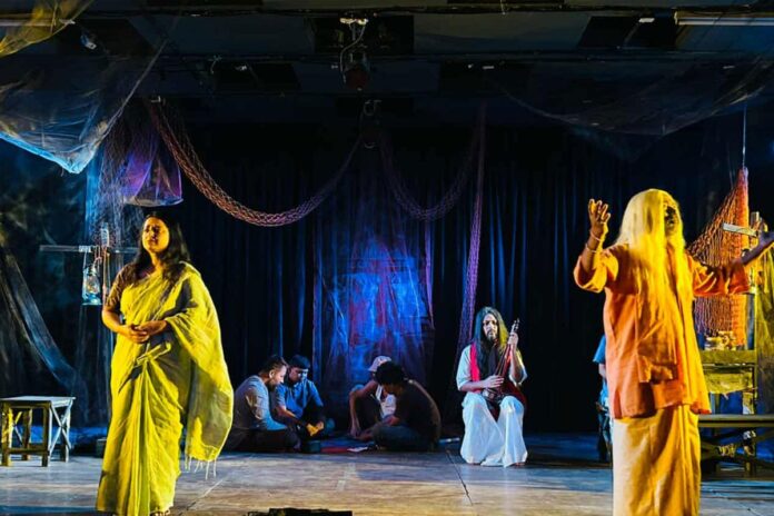 শিল্পকলার মঞ্চে ‘কয়লা রঙের চাদর’