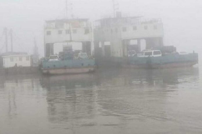 দৌলতদিয়া-পাটুরিয়া নৌরুটে ফেরি চলাচল স্বাভাবিক