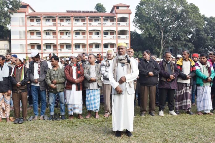 রাজবাড়ীতে খালেদা জিয়ার গায়েবানা জানাজা অনুষ্ঠিত