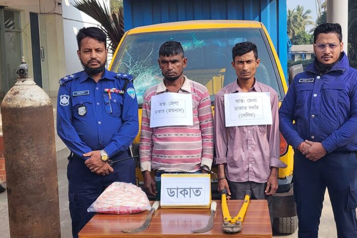 ডাকাতির গরু পথে যেন না মরে, ক্যাভার্ড ভ্যানে রাখতেন অক্সিজেন