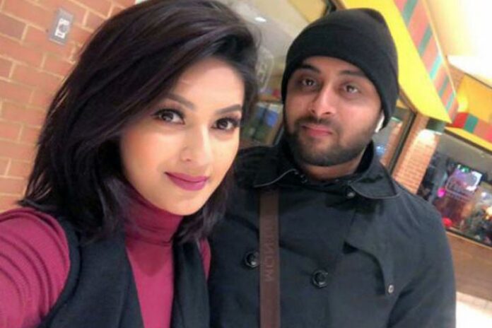 ইউটিউবে হৃদয়-মোনালিসার ‘ট্র্যাপড’