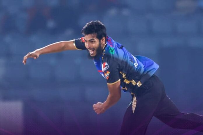 বিপিএলে আবার মৃত্যুঞ্জয়ের হ্যাটট্রিক, গড়লেন রেকর্ড