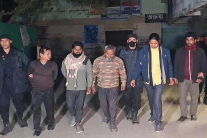 টাঙ্গাইলে প্রাইমারি শিক্ষক নিয়োগ পরীক্ষার প্রশ্নপত্র ফাঁস চক্রের ৫ সদস্য গ্রেফতার