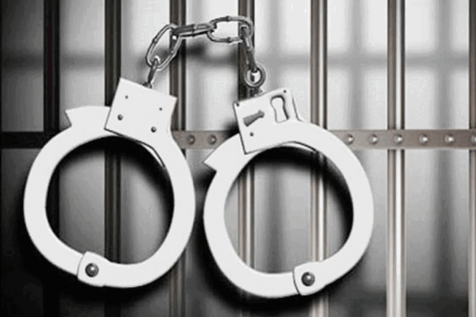 1768048406-d0329066843be5b4af4478295b518124 মাদারীপুরে প্রাথমিক শিক্ষক নিয়োগ পরীক্ষায় প্রশ্নফাঁসের অভিযোগে গ্রেফতার ২