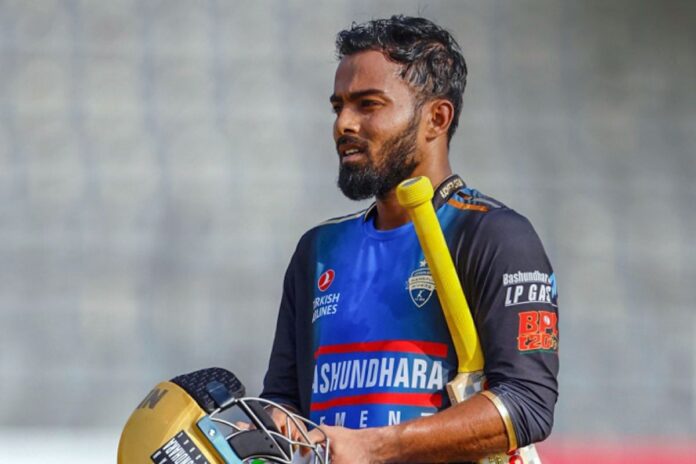 1768125831-fb8fa1e262baa15e7e444bda64937547 হৃদয়ের ৩ রানের আক্ষেপ