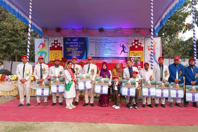 1768317517-4184725ddef92c4153c8d1830ba89f18 ড. ইয়াজউদ্দিন কলেজের ক্রীড়া প্রতিযোগিতা ও পুরস্কার বিতরণ