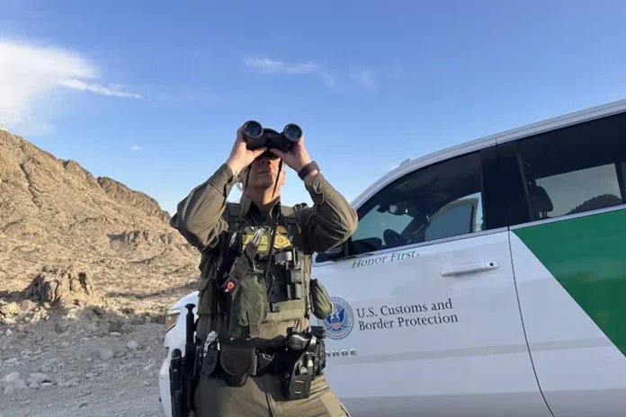 ৫০ বছরে প্রথমবারের মতো যুক্তরাষ্ট্রে ‘ঋণাত্মক অভিবাসন’