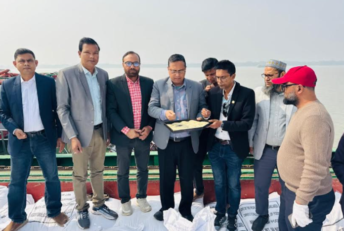 মোংলা বন্দরে পৌঁছাল আমদানিকৃত ৫ হাজার মেট্রিক টন চাল