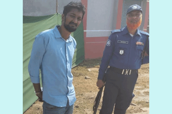 জয়পুরহাটে নিষিদ্ধ ছাত্রলীগের কর্মী আটক