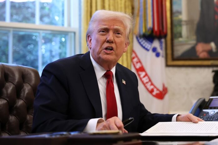 গ্রিনল্যান্ড থেকে রাশিয়ার হুমকি দূর করতে পারেনি ডেনমার্ক : ট্রাম্প