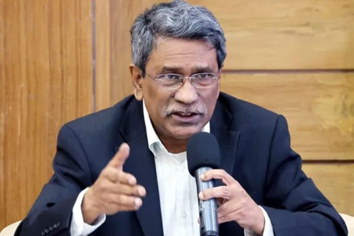 ‘হ্যাঁ’ ভোটের প্রার্থী আপনি, আমি, আমরা সবাই: আলী রীয়াজ