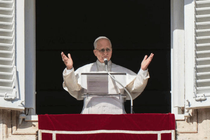 ইউক্রেন যুদ্ধ বন্ধের আহ্বান পোপের