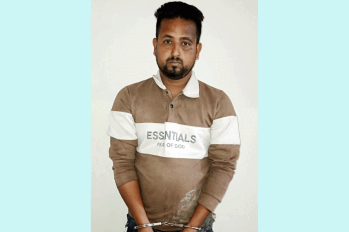 1769593306-fee4e47f3e4c529b1f2c751035a4492c সন্ত্রাসী কর্মকাণ্ডে অভিযুক্ত যুবক গ্রেফতার, এলাকায় মিষ্টি বিতরণ