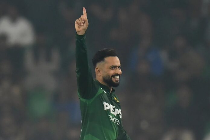 টি-টোয়েন্টিতে উমর গুলের পাশে নওয়াজ