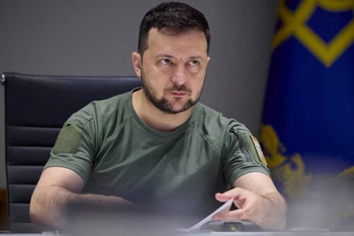 ২৪ ঘণ্টায় ইউক্রেনের জ্বালানি স্থাপনায় হামলা করেনি রাশিয়া : জেলেনস্কি