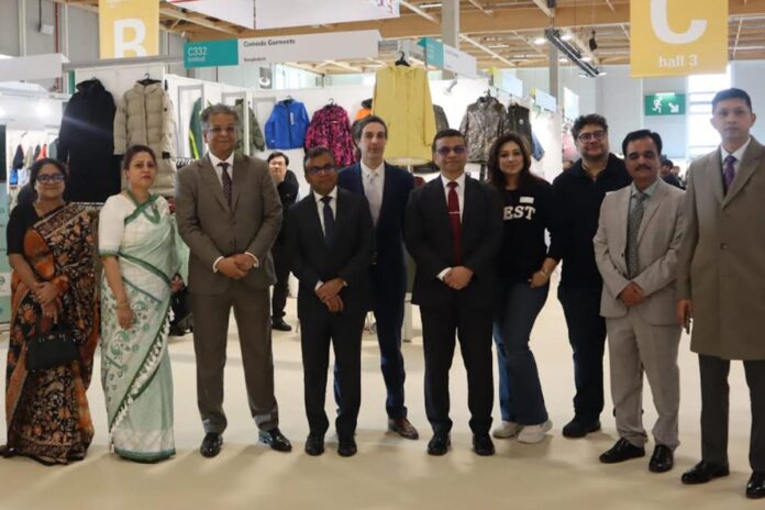 প্যারিস স্প্রিং ২০২৬ প্রদর্শনীতে ‘বাংলাদেশ প্যাভিলিয়ন’ উদ্বোধন