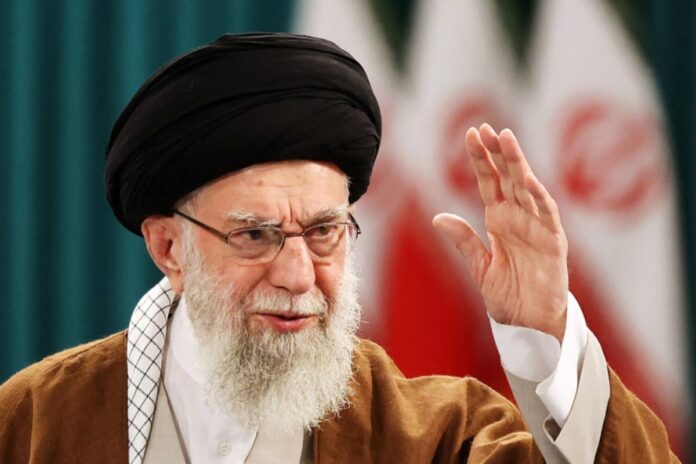 খামেনির পতন মধ্যপ্রাচ্যের জন্য ভয়ংকর বিপদ ডেকে আনবে?