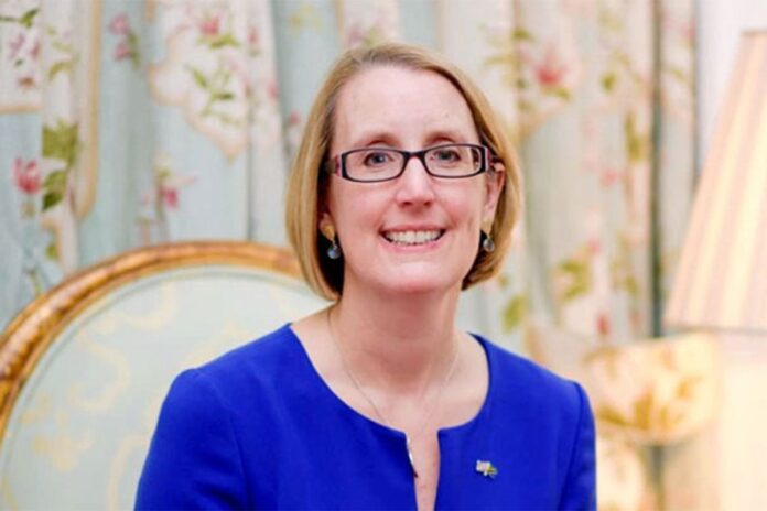 1770120561-31468b1a68ad40c0c87c608c56a7a91f চেভেনিং ও কমনওয়েলথ স্কলারশিপ যুক্তরাজ্য-বাংলাদেশ সম্পর্ক জোরদার করছে : সারাহ কুক