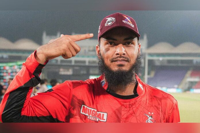 পিএসএলে নিলামের আগে রিশাদকে ছেড়ে দিল লাহোর