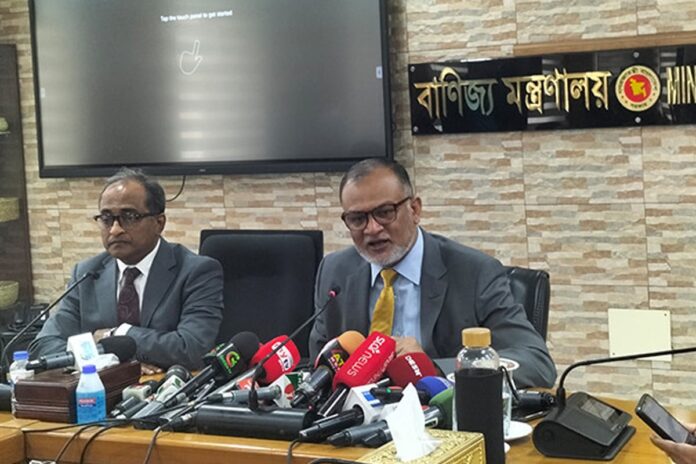 দায়িত্ব পালনে চেষ্টার কোনো কমতি রাখিনি : বাণিজ্য উপদেষ্টা