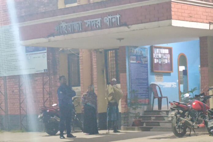 1771005790-2ab881df49f1a9f882da469b9b209402 দুর্বৃত্তের কুড়ালের আঘাতে আইনজীবীর সহকারীর মৃত্যু