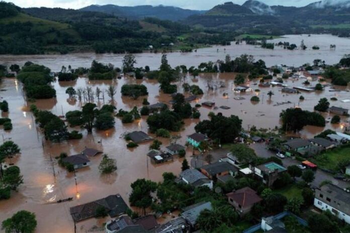 1771942633-d508511aa4c6515443f3b99c4ffb3e2e ব্রাজিলে ভারী বৃষ্টিপাতে অন্তত ১৪ জনের প্রাণহানি