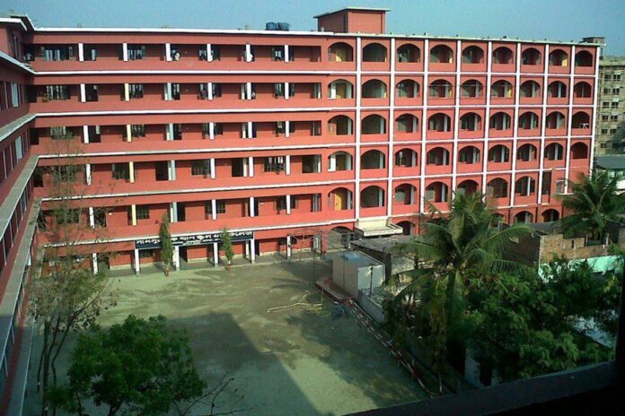 সামসুল হক খান স্কুলে বৃত্তি পেল ২৫৩ শিক্ষার্থী