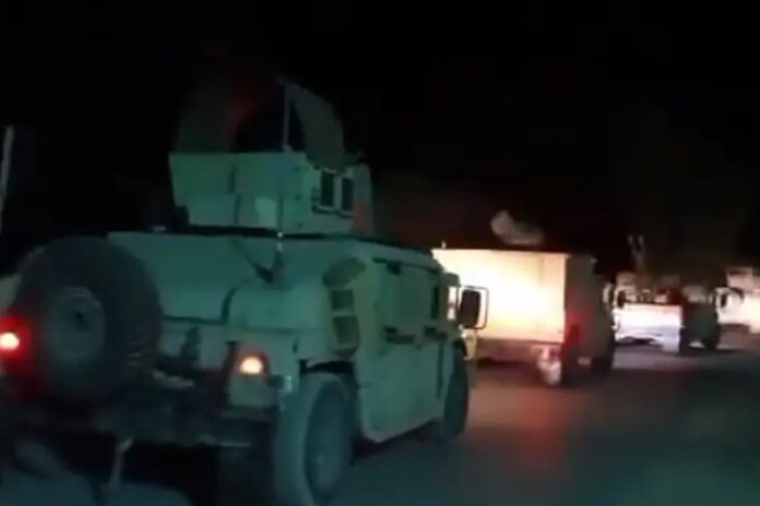 অসংখ্য হত্যা, পাকিস্তানি সেনাদের জীবিত ধরে নিয়ে গেছে আফগান সেনারা