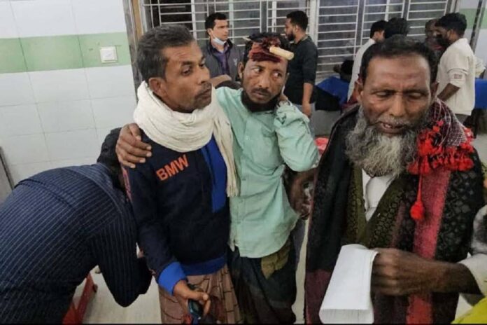 হবিগঞ্জে মসজিদের হিসাব নিয়ে দু’পক্ষের সংঘর্ষ, আহত অর্ধশতাধিক