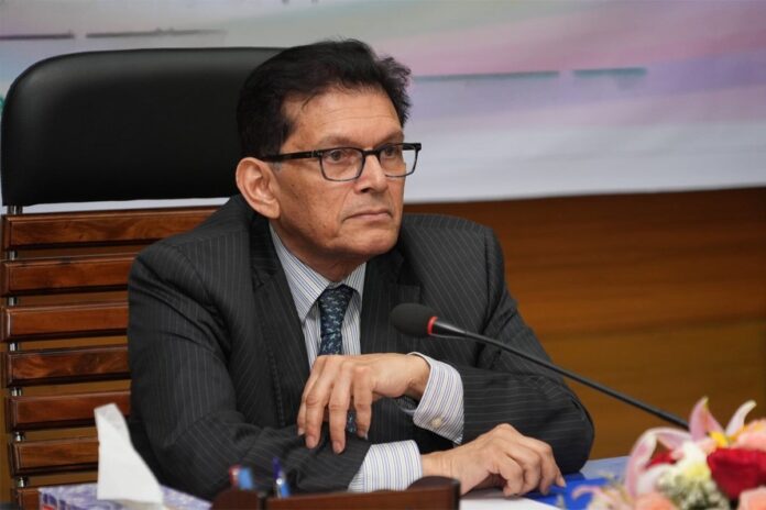 পররাষ্ট্রমন্ত্রীর সঙ্গে উপসাগরীয় তিন দেশের মন্ত্রীর ফোনালাপ