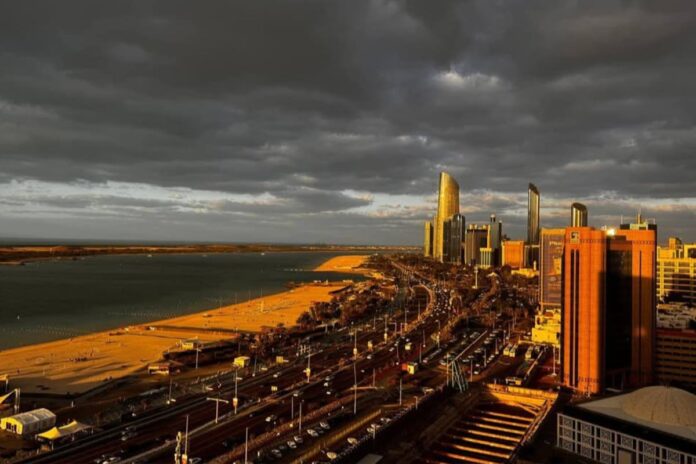 আমিরাতে পরিস্থিতি স্বাভাবিক, প্রবাসীদের আতঙ্কিত না হওয়ার আহ্বান দূতাবাসের