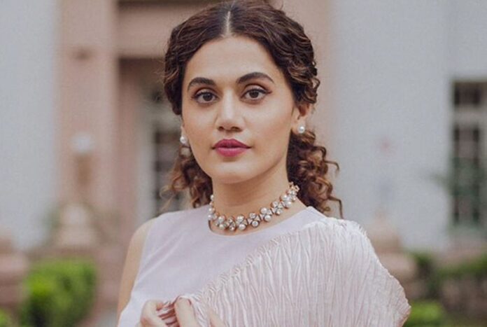 বিয়ের পর তেমন কোনও পরিবর্তনই আসেনি তাপসীর