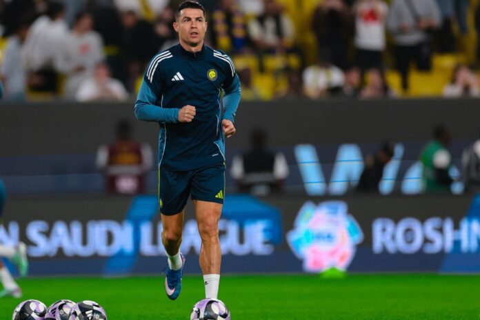 হ্যামস্ট্রিং চোটে মাঠের বাইরে রোনালদো