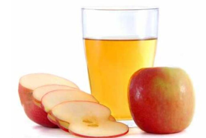 1772879959-e27a7655ea10d8f0f9c7c2e51b1a2279 ইফতারে আপেল জুসের উপকারিতা