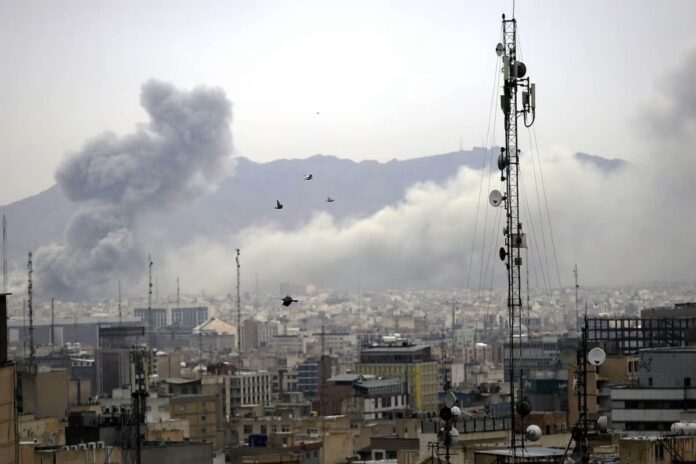 তেহরানে আল-কুদস র‍্যালির কাছে ভয়াবহ বিস্ফোরণ