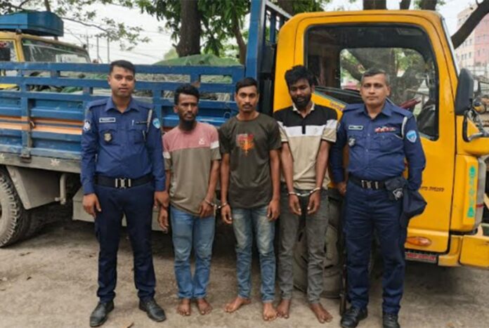 আশুগঞ্জে বৈদ্যুতিক সরঞ্জামসহ গ্রেফতার ৩