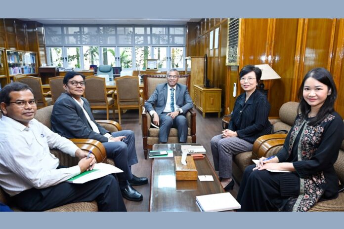 গভর্নরের সাথে থাইল্যান্ডের রাষ্ট্রদূতের সাক্ষাৎ