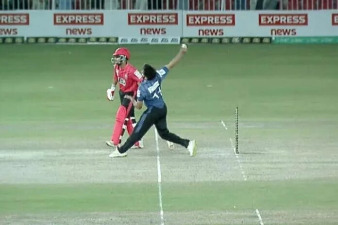 ইতিহাসের দীর্ঘতম নো বল, আমিরকে ছাড়িয়ে গেলেন আরেক পাকিস্তানি