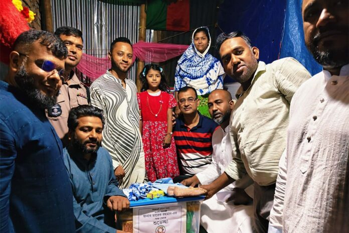 চা বিক্রেতা নানী-নাতনীর কাছে ঈদ উপহার পাঠালেন প্রধানমন্ত্রী তারেক রহমান