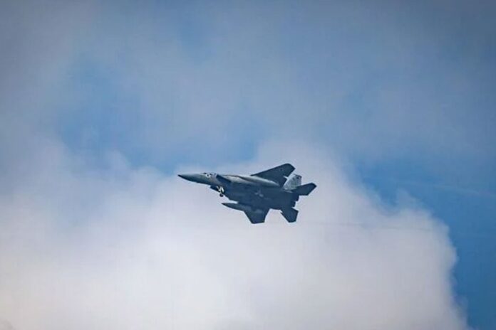 1774090632-c4a940ec7c7848d0ffab4b0edec2551c এবার ইসরায়েলি যুদ্ধবিমান লক্ষ্য করে ক্ষেপণাস্ত্র ছুড়লো ইরান