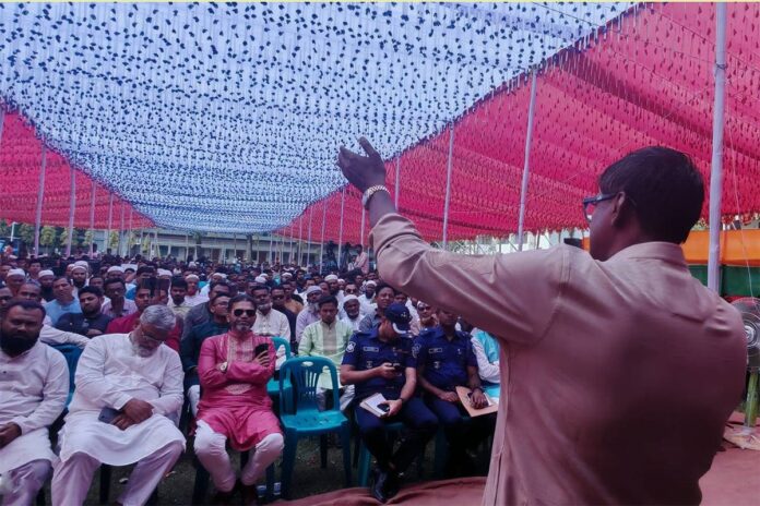 1774187045-728b4fb2d6163addf1a419a43abdc779 আগামীর ঈশ্বরগঞ্জ বিনির্মাণে এমপি মাজেদ বাবুর টাউন হল মিটিং অনুষ্ঠিত