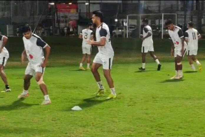 1774189056-a75586ff217fb00ecb33ce1431063a7f ভিয়েতনামে গিয়েই অনুশীলনে বাংলাদেশ ফুটবল দল