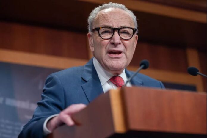 আমেরিকায় তেলের দাম ৭৫ শতাংশ বৃদ্ধির জন্য ট্রাম্প দায়ী: সিনেটর চাক শুমার