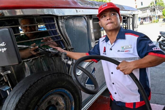 মধ্যপ্রাচ্য যুদ্ধের প্রেক্ষাপটে জ্বালানি জরুরি অবস্থা ঘোষণা ফিলিপাইনের