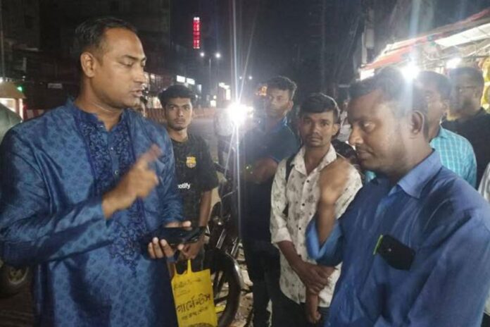 বাস ভাড়া বেশি নেওয়ায় অর্ধলাখ টাকা জরিমানা