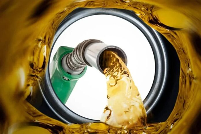 1775486391-5872c90063d45931424f88c2651ef574 এ পর্যন্ত ৪ লাখ ৪৮ হাজার লিটার মজুত তেল উদ্ধার