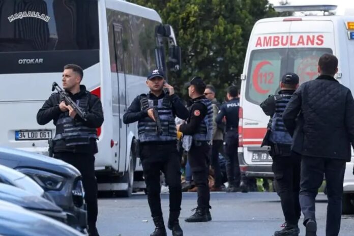 তুরস্কে ইসরায়েলি কনস্যুলেটের কাছে বন্দুকযুদ্ধ, তিন হামলাকারী নিহত