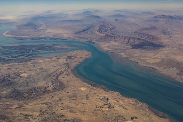 1775658709-30e62fddc14c05988b44e7c02788e187 অনুমতি ছাড়া হরমুজ প্রণালীতে প্রবেশ করলেই ধ্বংস, ইরানের হুঁশিয়ারি